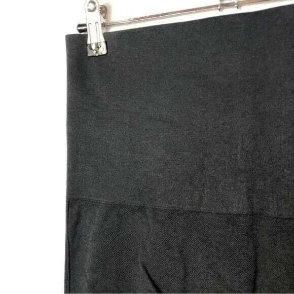 Spanx Black Look At Me Now Ankle Cropped Seamless Leggings 1X - Picture 4 of 4